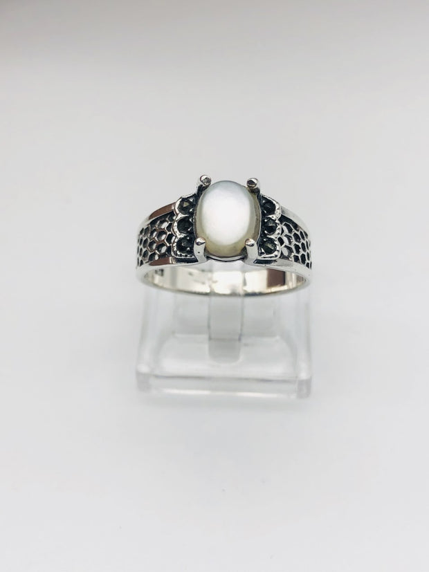 .925  Sterling Silver Abalone Fashion Ring